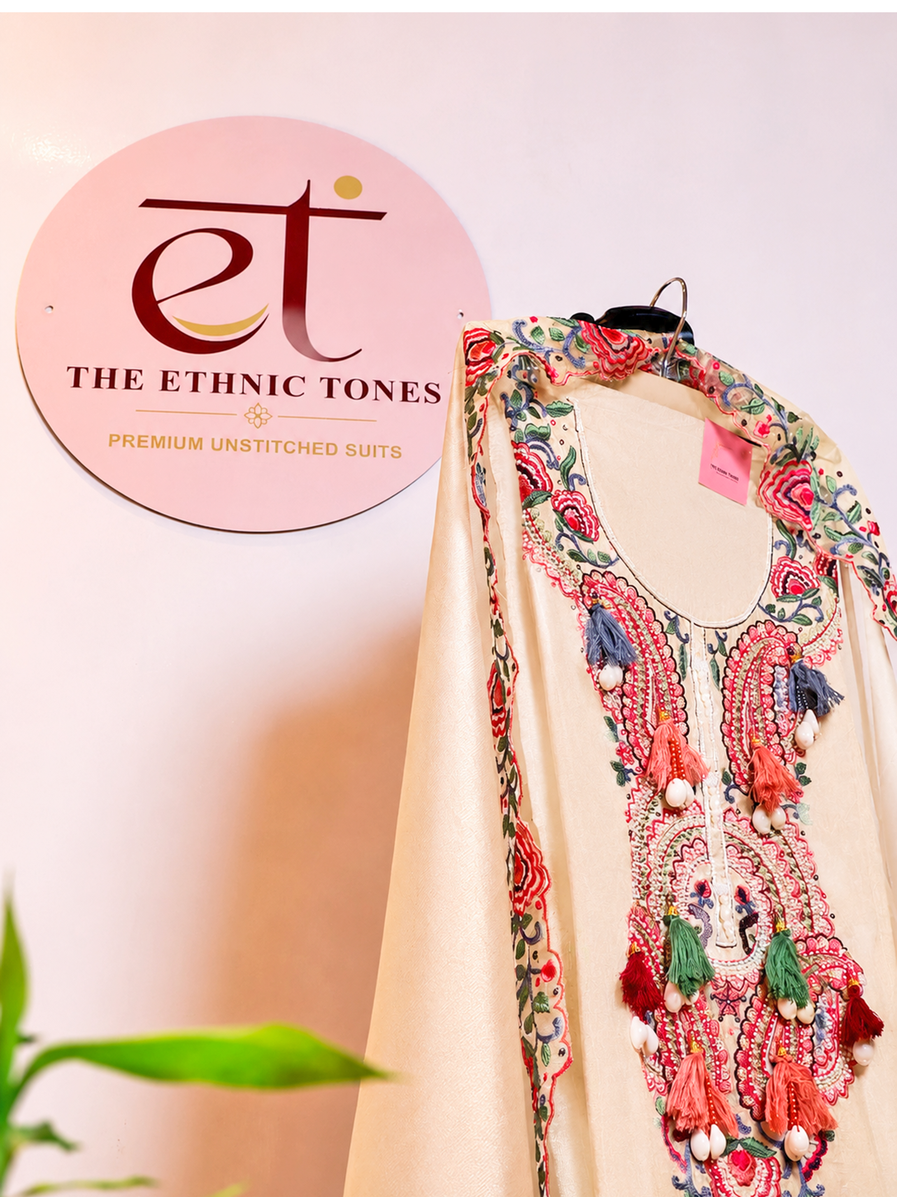 Tissue Shimmer Unstitched Suit Set with Organza Dupatta - Pearl White